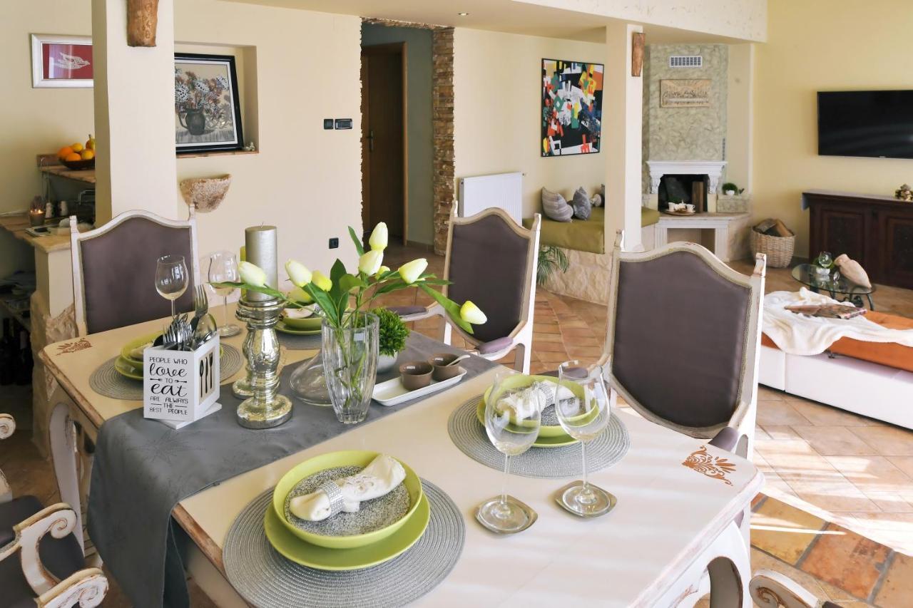 *****Pool House With Beautiful Seaview,Big Garden And Old Tavern***** Рієка Екстер'єр фото