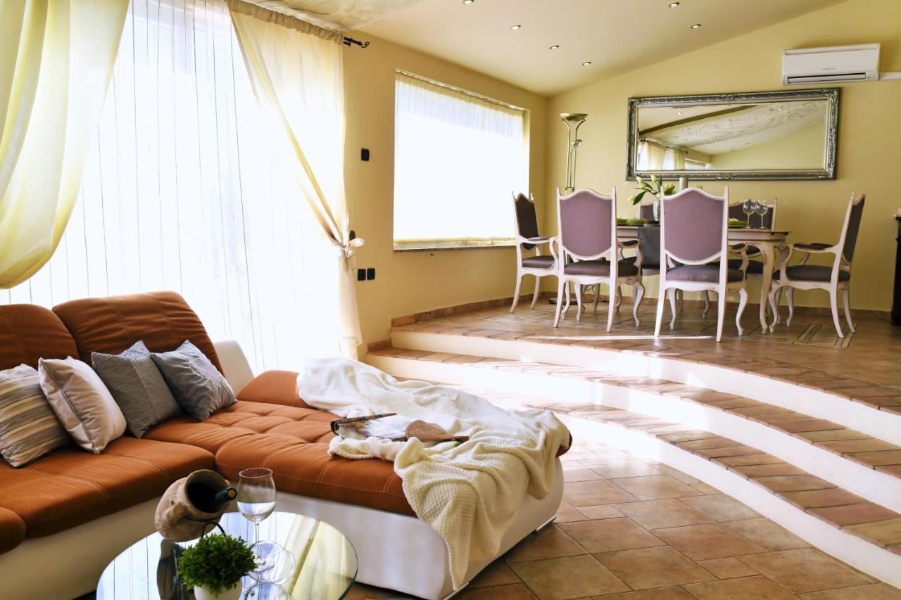 *****Pool House With Beautiful Seaview,Big Garden And Old Tavern***** Рієка Екстер'єр фото